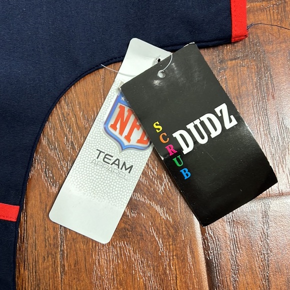 NWT Scrub Dudz NFL Team Apparel Scrubs size xs - Picture 5 of 8